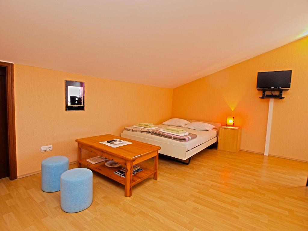 Apartments Denis 19 Fažana Екстериор снимка