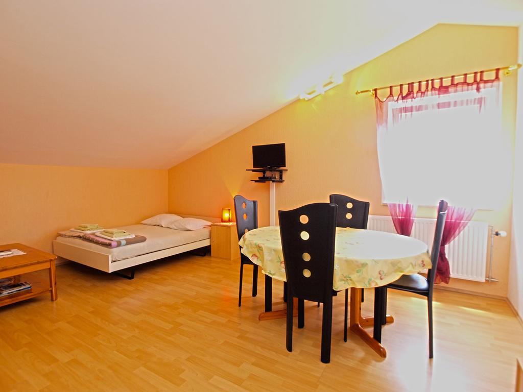 Apartments Denis 19 Fažana Екстериор снимка